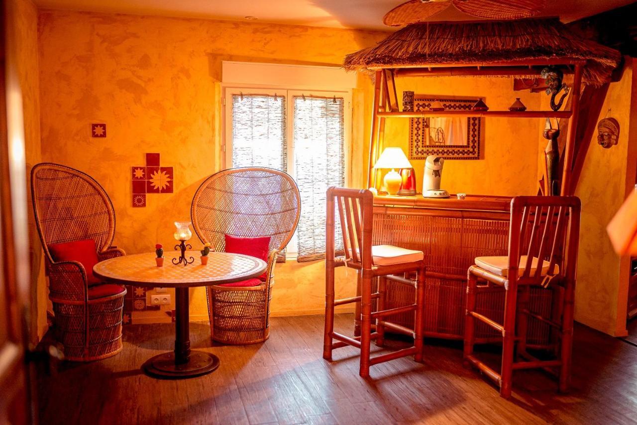 Domaine De La Croix Du Vexin Acomodação com café da manhã Themericourt Exterior foto